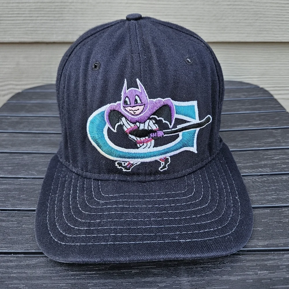 VTG NEW ERA GREENSBORO BATS MINOR LEAGUE BASEBALL MiLB CAP HAT Made in USA